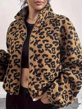 Leopard fleece zip-up jacket with zipper and lined 100% polyester material