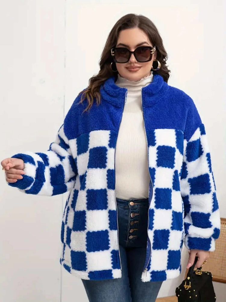 Checkered fleece oversized zip up jacket with thick polyester fabric and zipper closure